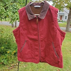 Woolrich. Wm's Vest XXL. Red canvas with Multicolored Fleece Lining.